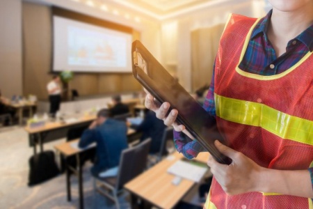 Vestiaires professionnels, comment bien les choisir pour vos collaborateurs ?